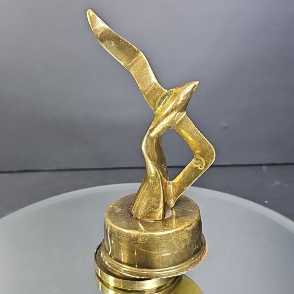 Vintage Solid Brass Seagull Wind Up Music Box Figurine on Pedestal - Picture 3 of 9